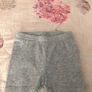 ❤️2/$24❤️GAP Baby’s short